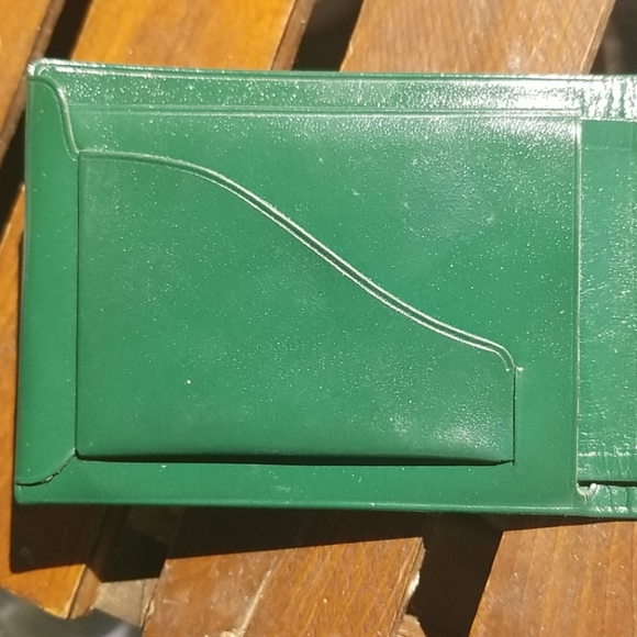 Vintage Lady Buxton Billfold - Picture 2 of 7